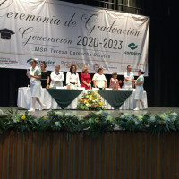 Ceremonia de Graduación y del Paso de la Luz en la Escuela de Enfermería de La Paz
