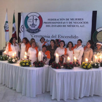 Ceremonia de Velas realizada por la Federación del Estado de México.