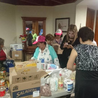 Club Naucalpan trabajando en apoyo a los afectados por el terremoto.