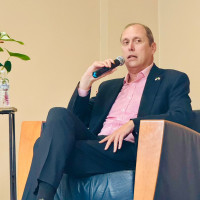 Fortaleciendo la relación México–Estados Unidos: Conferencia del Cónsul en Tijuana