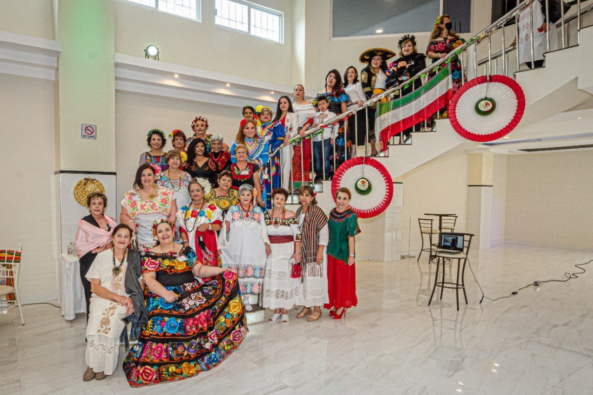 Con éxito se llevó a cabo el Tradicional Desayuno Patrio Probecas